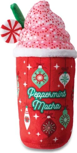 PetShop By Fringe Studio – 289846 – Peppermint Mocha – Kerst – Hondenspeeltje – Hondenspeelgoed – Honden Speelgoed – Speeltje – Christmas – Knuffel – Pieper